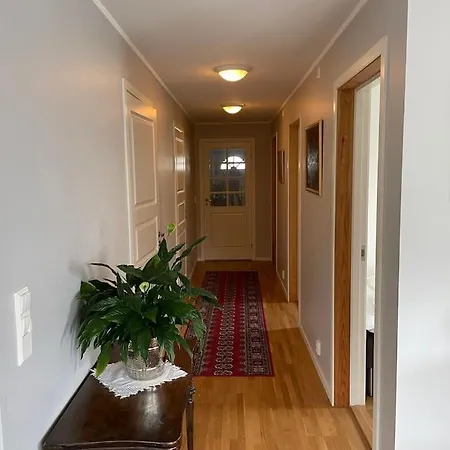 Leilighet Med 3 Soverom, Sentralt I Svolvær Exterior photo
