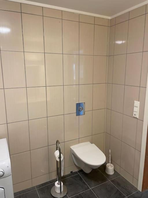Med 3 Soverom, Sentralt I Svolvær
