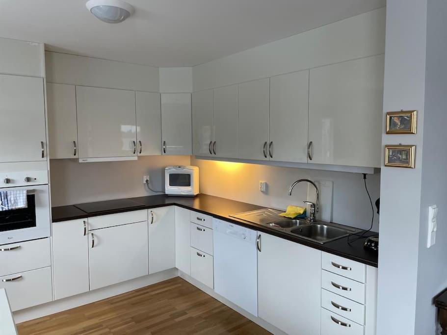 Appartement Med 3 Soverom, Sentralt I Svolvær